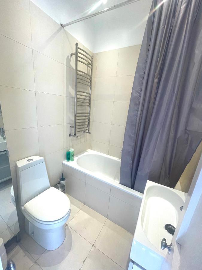 Sunny 2 Bedroom, 2 Bathroom Apartment With Roof Terrace Londres Exterior foto